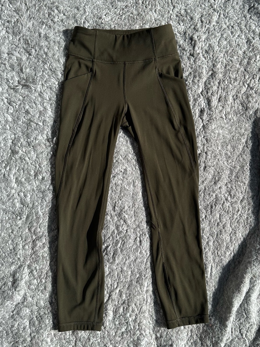 lululemon athletica Olive Green Workout Leggings with Pockets and Drawstring